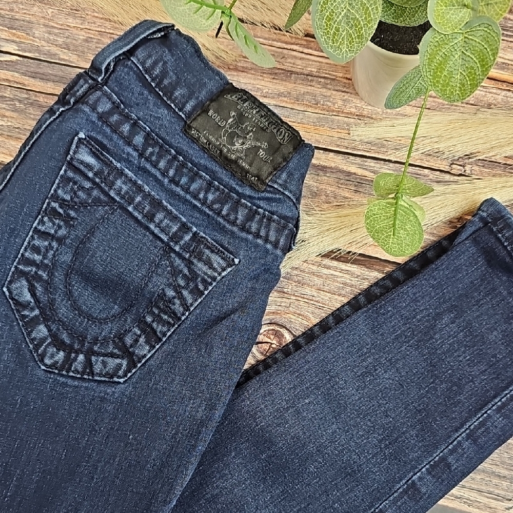 TRUE RELIGION WORLD TOUR CASEY LOW-RISE SKINNY JEANS *PUCKERING*